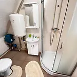 Holiday home будинок з видом на водоспад Sheshory