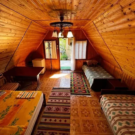 Holiday home будинок з видом на водоспад